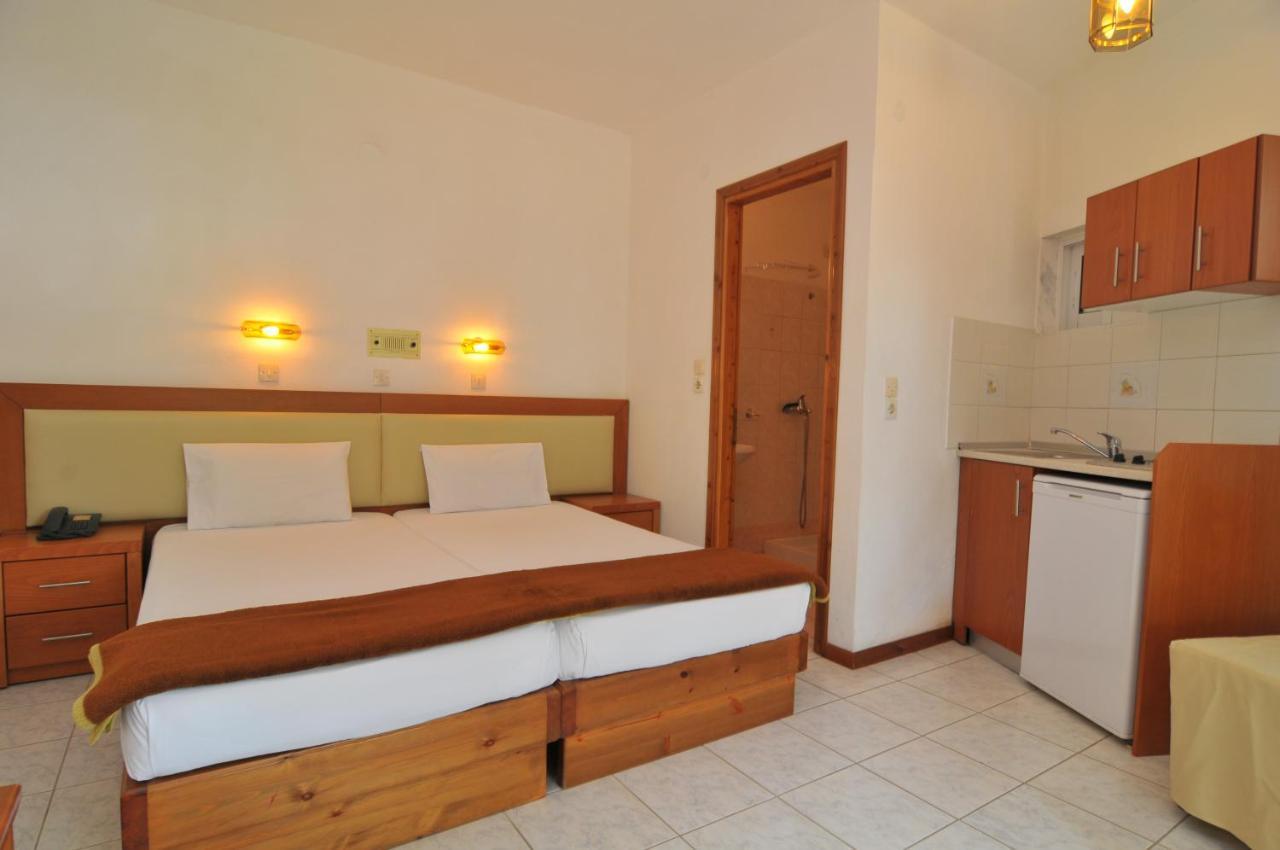 Hotel Emerald Chrysi Ammoudia Exterior foto